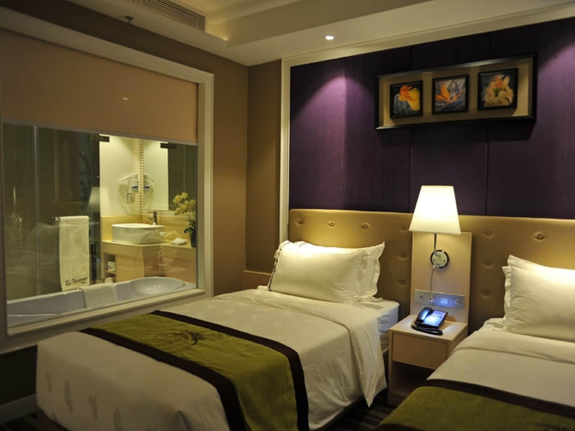 The Bazaar Hotel Bangkok Exterior photo