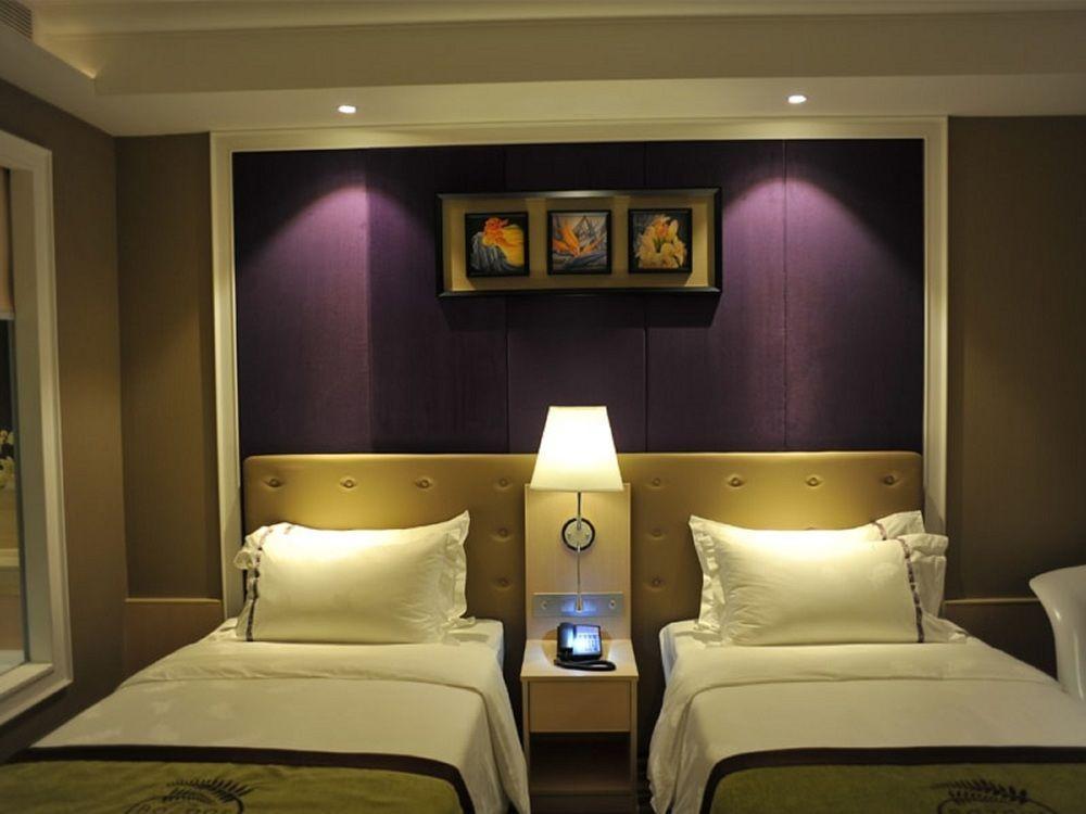 The Bazaar Hotel Bangkok Exterior photo